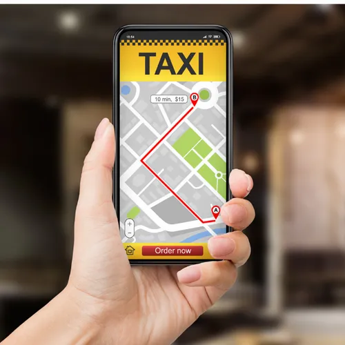 طراحی اپلیکیشن تاکسی اینترنتی